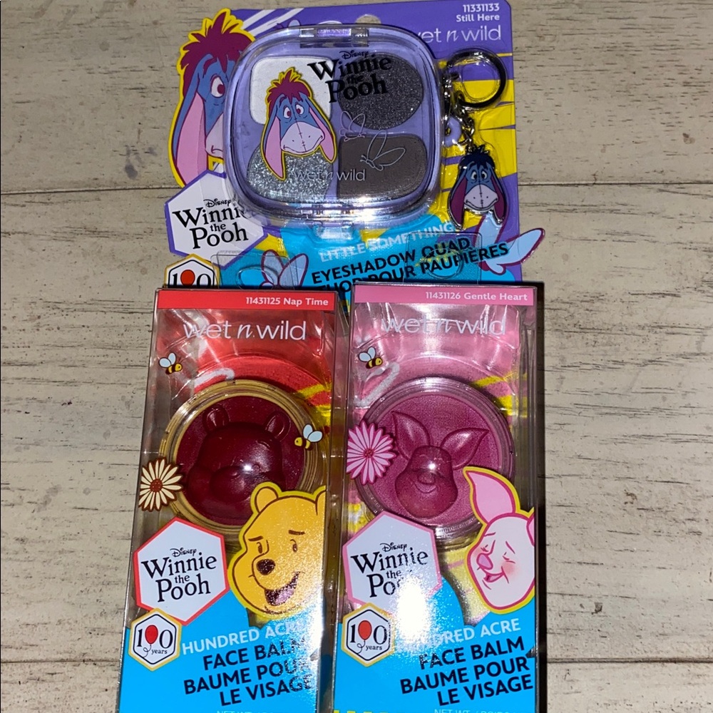 Wet n Wild Winnie the Pooh Collection, set of 3, two face balm, 4 eyeshadow